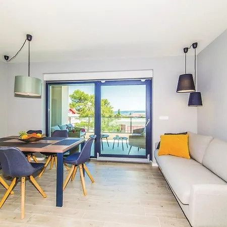 Modern Kastel With Private Pool, Gym, And Large Outdoor Space Villa *